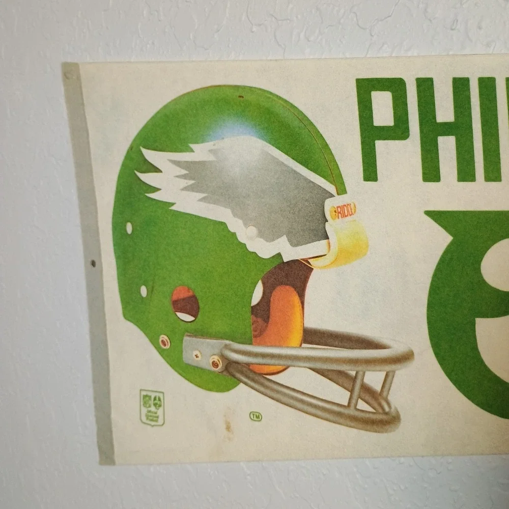 Vintage Philadelphia Eagles Pennant NFL Football Felt Flag 1970s Green Helmet